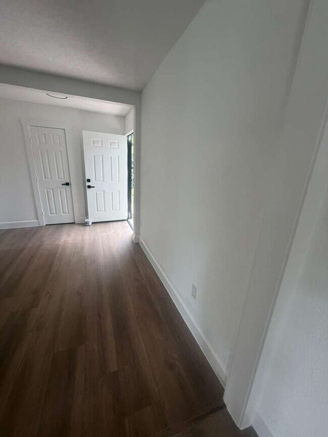 Photo - BEAUTIFUL HOME IN HOUSTON. MOVE IN READY!.