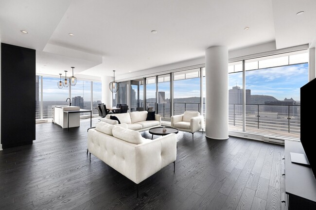 Photo - 720 Rue Saint-Jacques Unit PH5005