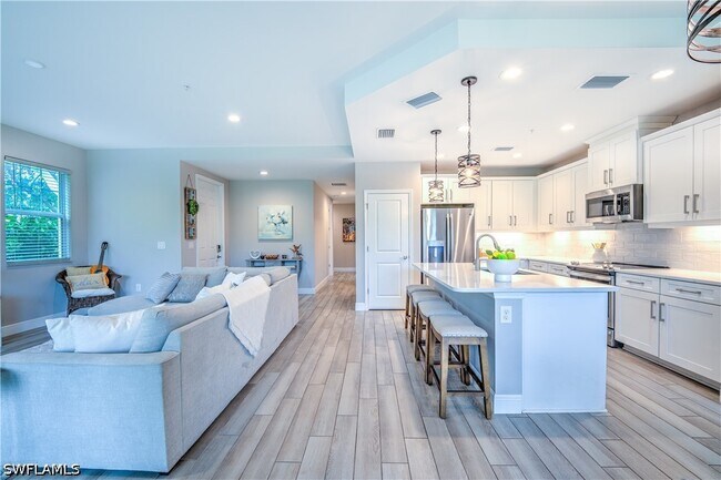 Photo - 2626 Seychelles Cir