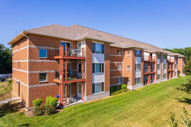 Riverwood Estates Apartments