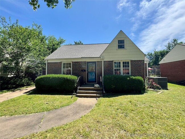 Photo - 1411 S Marion Ave House