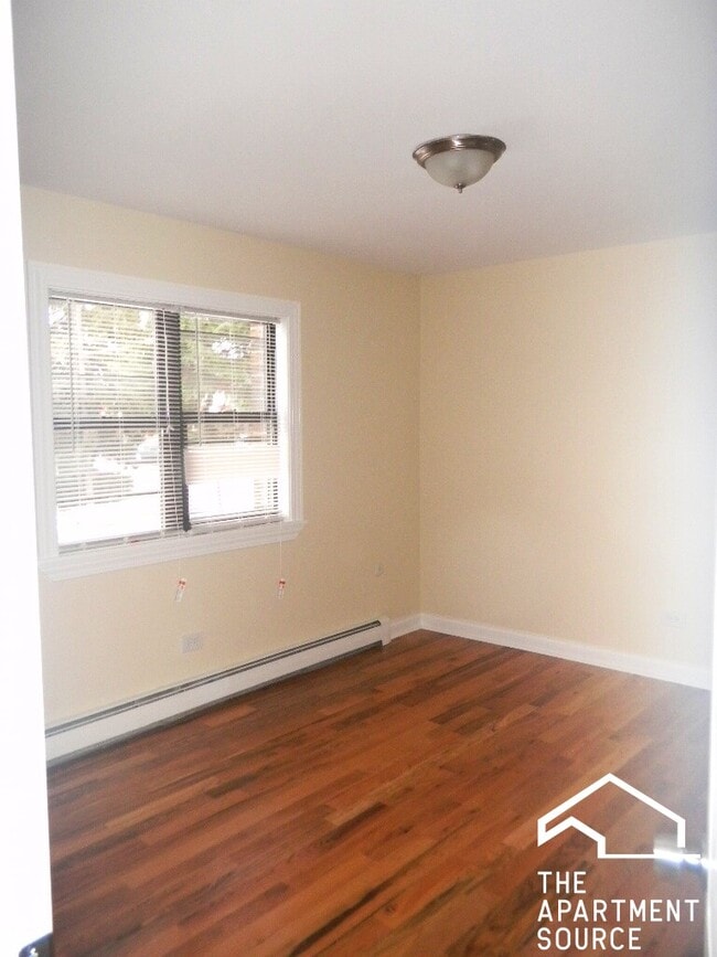 Photo - 696 Elm Pl Unit 200