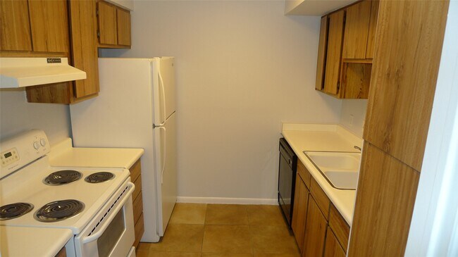 Photo - 16111 Aspenglen Dr Unit 106