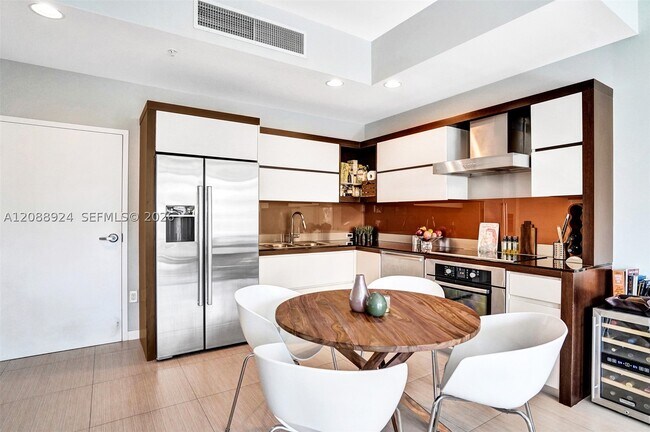 Photo - 310 W Park Dr Unit 310