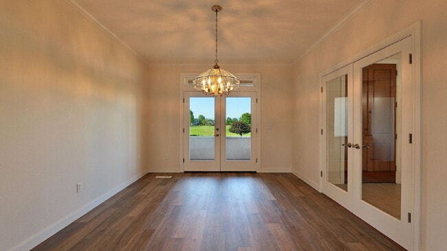 Photo - 143 Pine Lake Dr