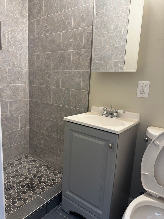Photo - 1834 N Capitol St NW