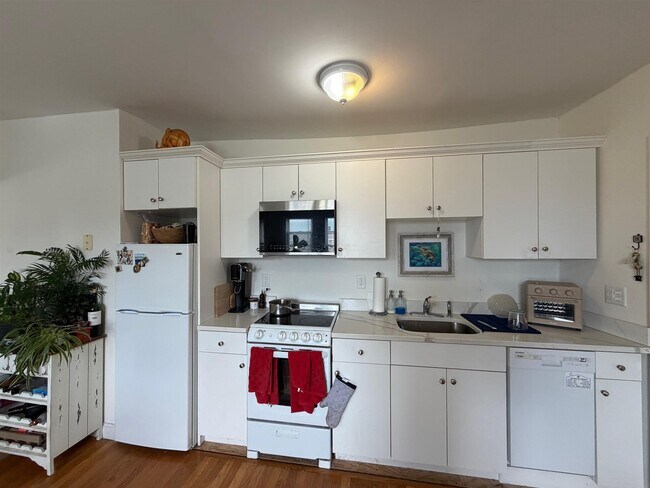 Photo - 11 Craigie St Unit 3