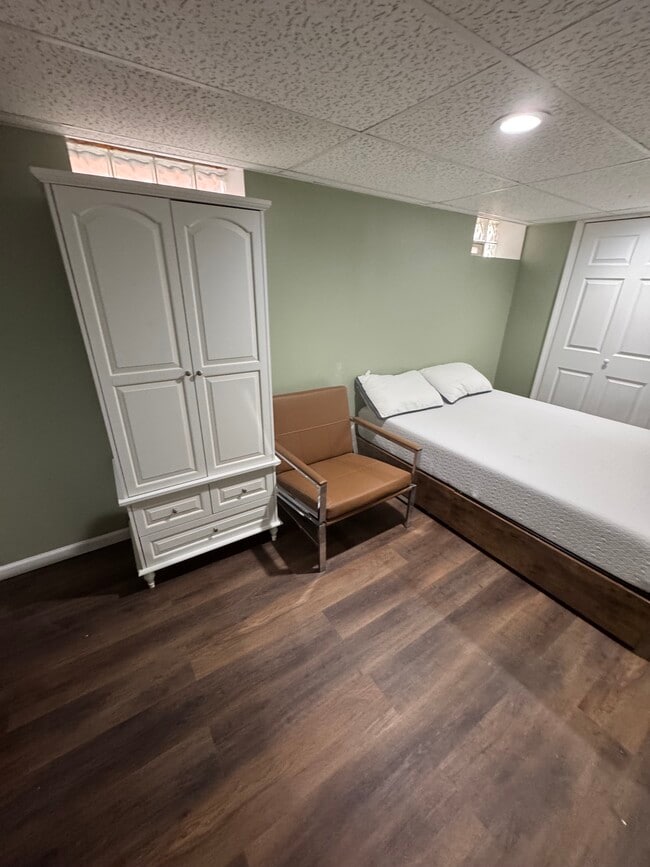 Photo - 3360 Edgewood St Unit Lower