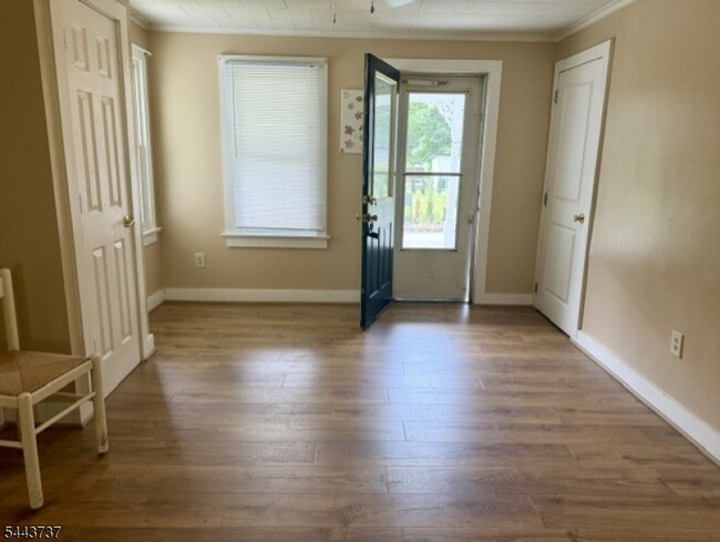 Photo - 5 Vannatta Pl Unit 2