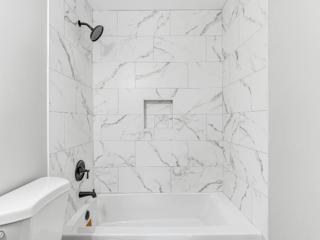 Photo - 38 Dalton Pl Unit 1