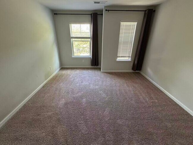 Photo - 5575 Warmstone Ln