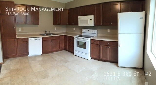 Photo - 1631 E 3rd St Unit #2