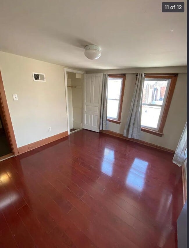 Photo - 5323 Catharine St Unit 3F