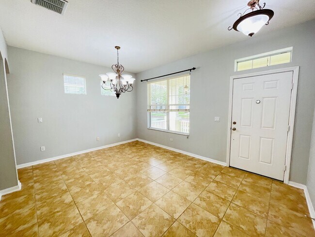 Photo - Experience Elevated Living in Orlando’s Finest - 4 BD / 3 BA Beautiful Home!