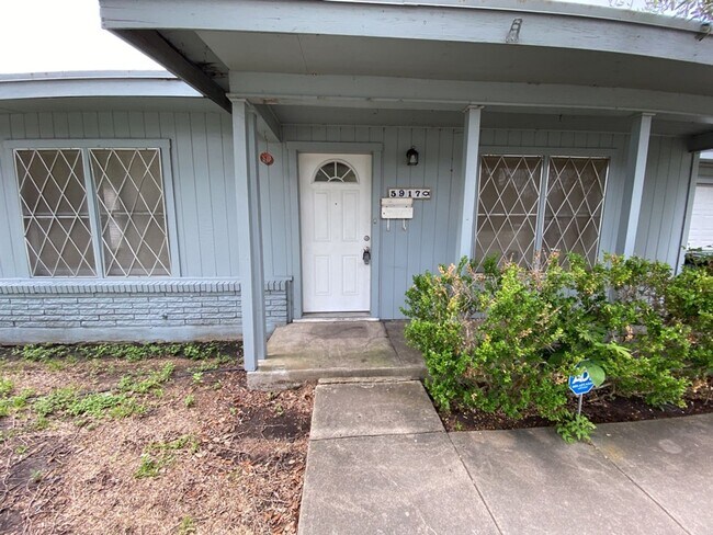 Photo - 5917 Kimbrough Dr