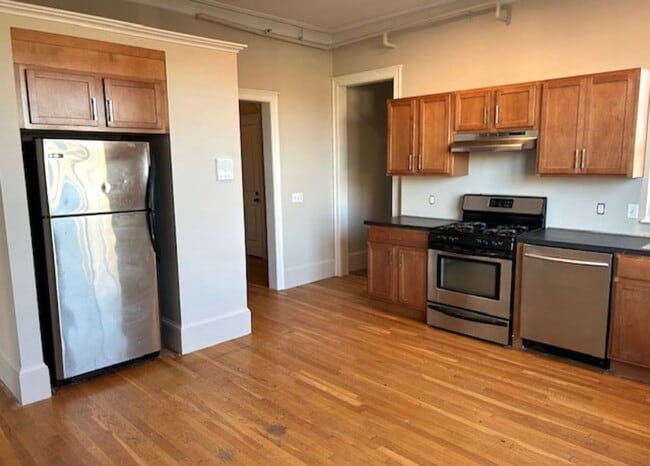 Photo - 52 Parkis Ave Unit 52 Parkis Ave #3