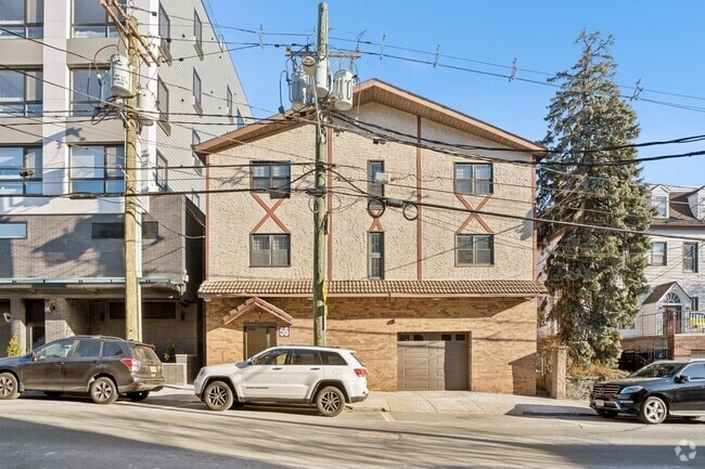 Building Photo - 56 68th St Unit 7 Rental