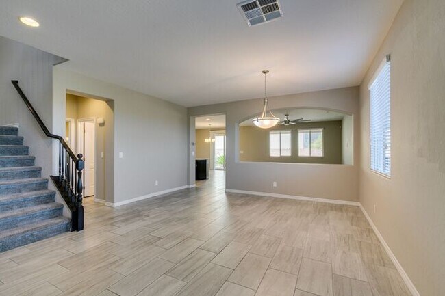 Photo - Beautiful Next-Gen Home with Private Entry Suite & Spacious Backyard * MOVE IN SPECIAL*