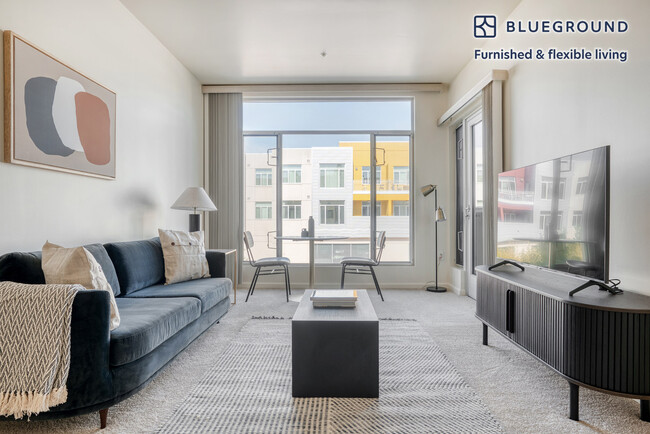 Building Photo - 2865 Park Blvd Rental