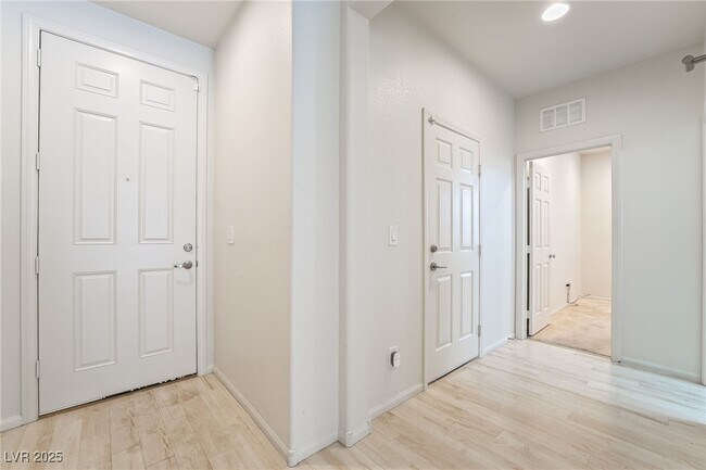 Photo - 9205 Keystone Ridge Ave