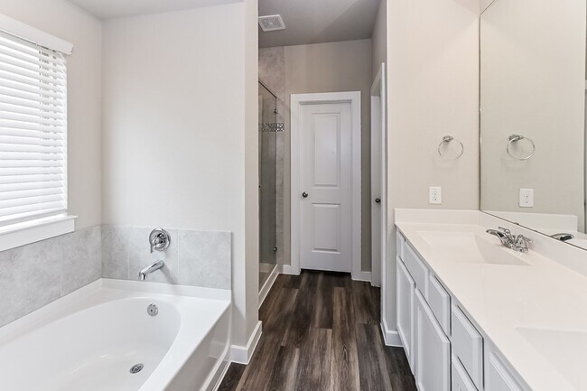 Photo - 12319 Summerbrook Dr