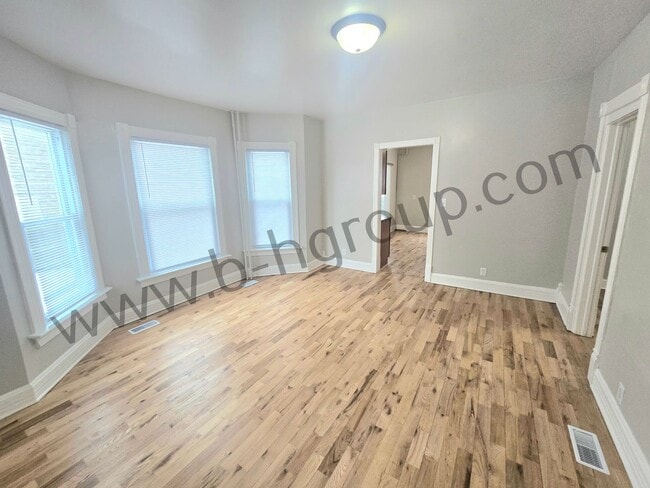 Photo - 1925 53rd St Unit Lower