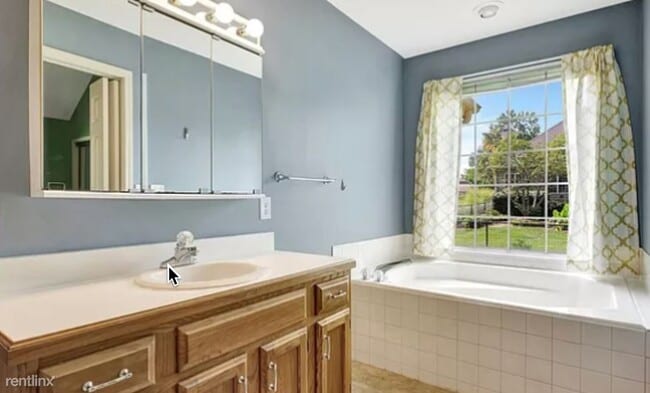 Photo - 4 br, 2 bath House - 8633 Oakmont Road