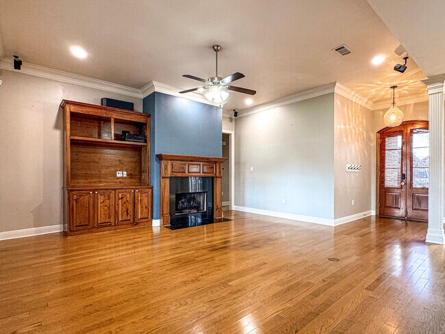 Photo - 13334 W Mill Grove Dr