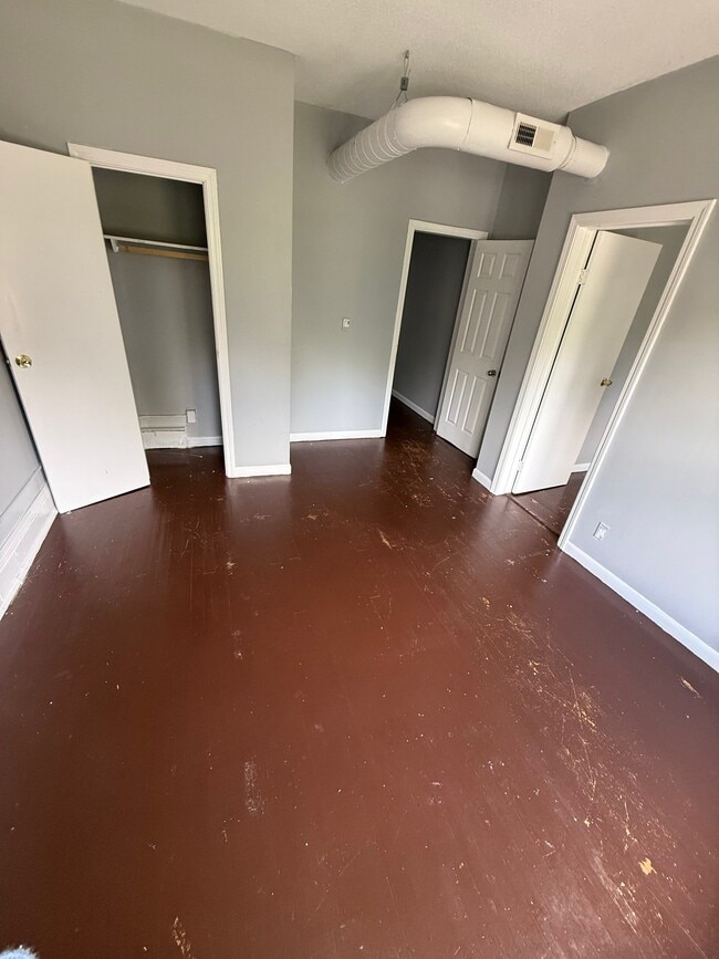 152-154 Brook St Unit 1