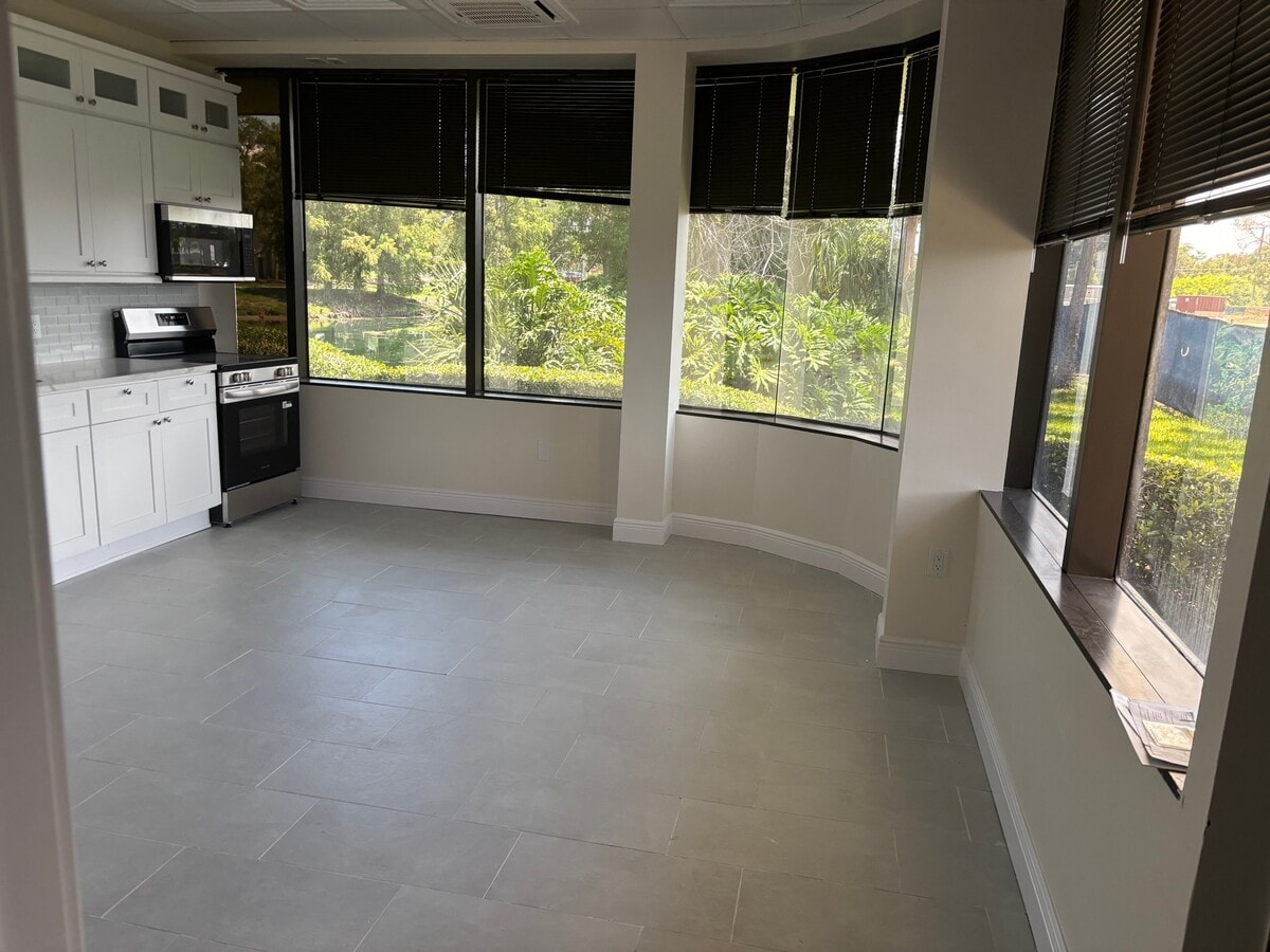 Photo - 15950 Bay Vista Dr Unit 103