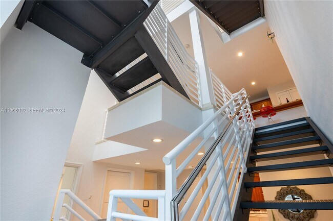 Photo - 1412 SE 2nd St