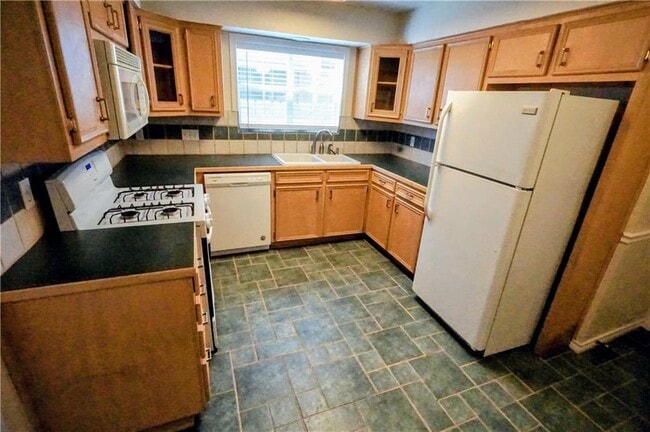 Photo - 9746 Anderson Village Dr