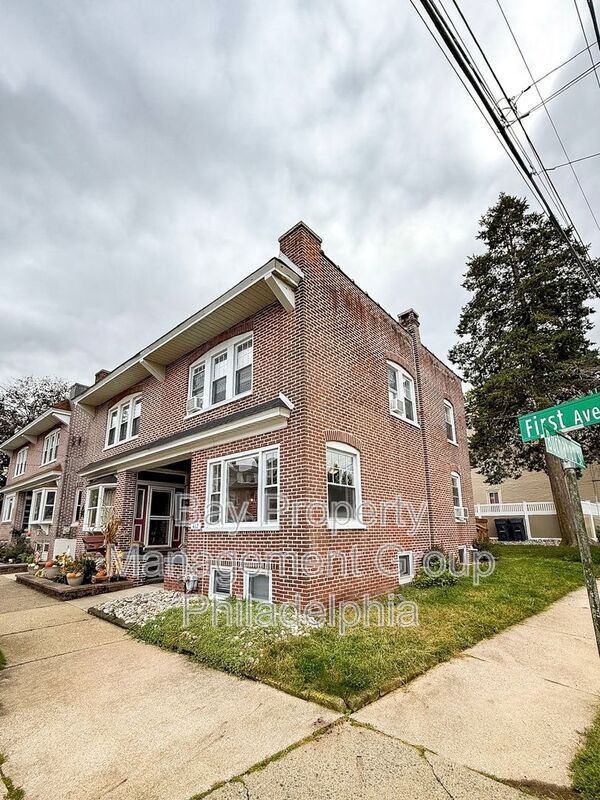 Building Photo - 412 1st Ave