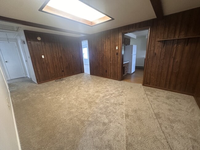 Photo - 1684 Winchester Ave
