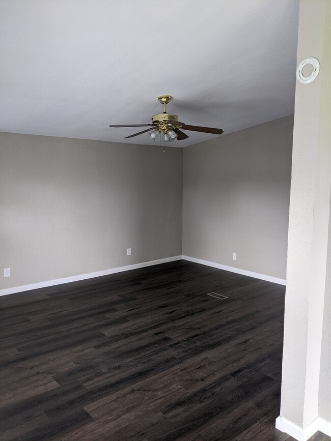 Photo - 18604 Jerry Joy Rd