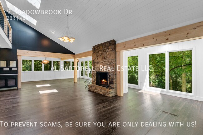 Photo - 9 Shadowbrook Dr