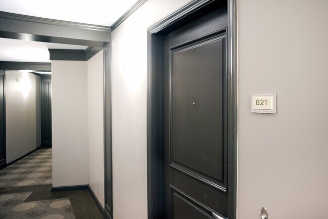 Photo - 140 S Van Ness Ave Unidad 621