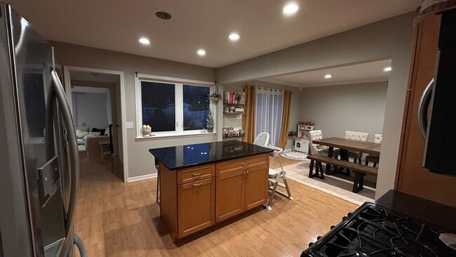 Photo - 42 W Taylor Rd