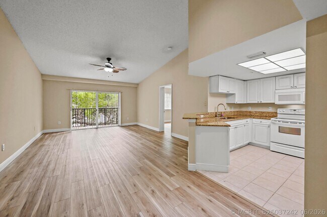 1109 Crestwood Ct S Unidad 1109