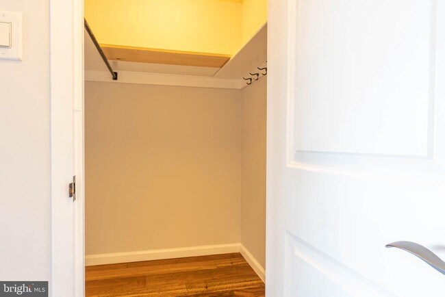 Photo - 2059 Huntington Ave Unit 1204