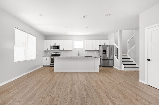 Photo - 1113 N Hamilton Ave