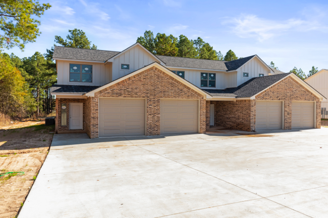 Building Photo - 19970 CR 4118 Rental
