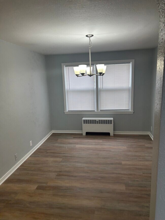 Photo - 310 O'Connell St