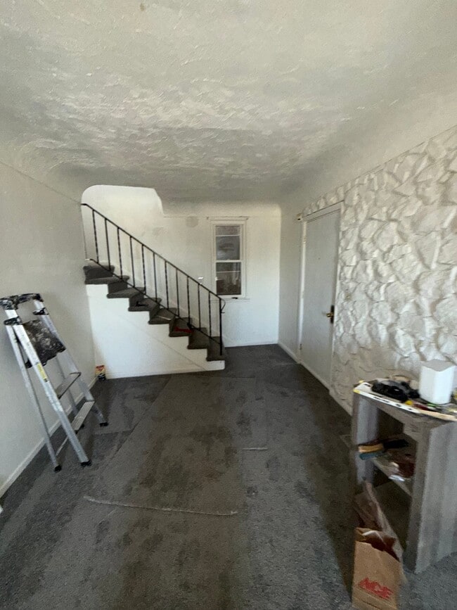 Photo - 634 Damon St