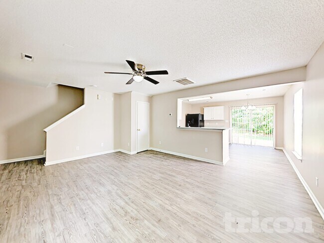 Photo - 3325 Alderknoll Ct