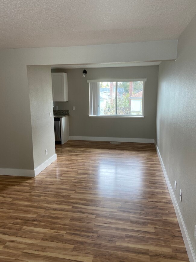 Dining Room - 4404 SE 34th Ave