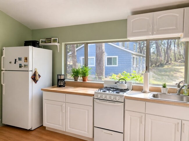 Building Photo - 11321 Beauview Rd