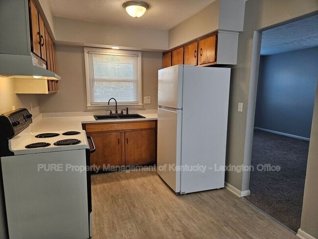 Photo - 3510 Lansdowne Dr