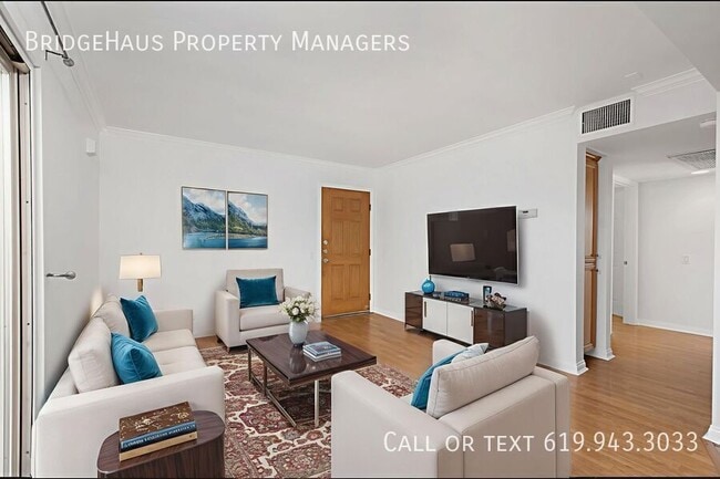 Building Photo - 4222 Menlo Ave Unit 19