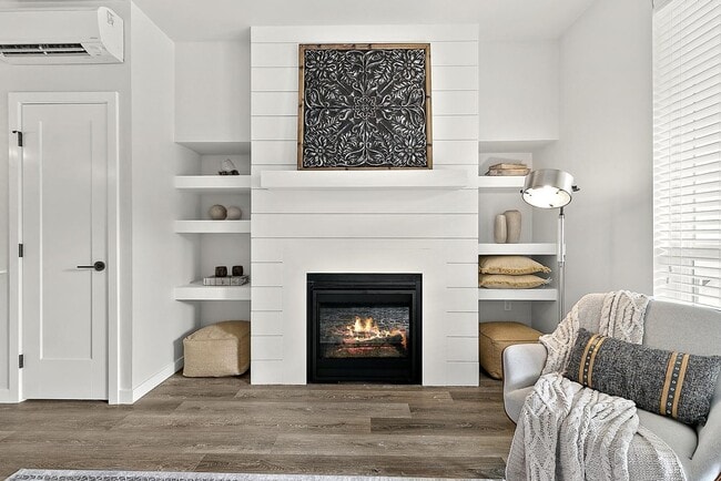 Photo - Spacious 3 Bedroom, 3 Bath Townhome with 1...